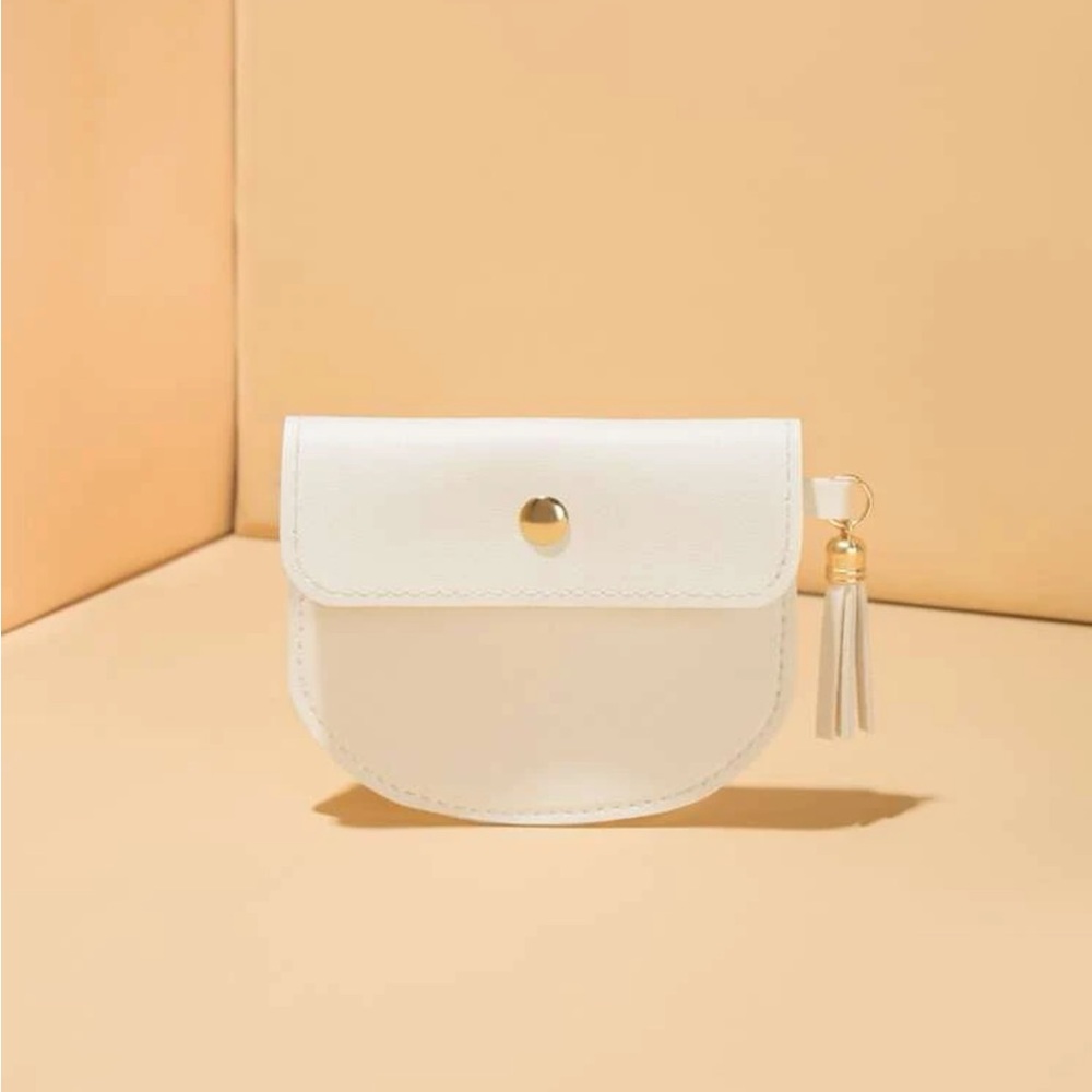 ◾️2/$25 White Tassel Decor Snap Button Coin Purse/ Coin bag / Card holder purse